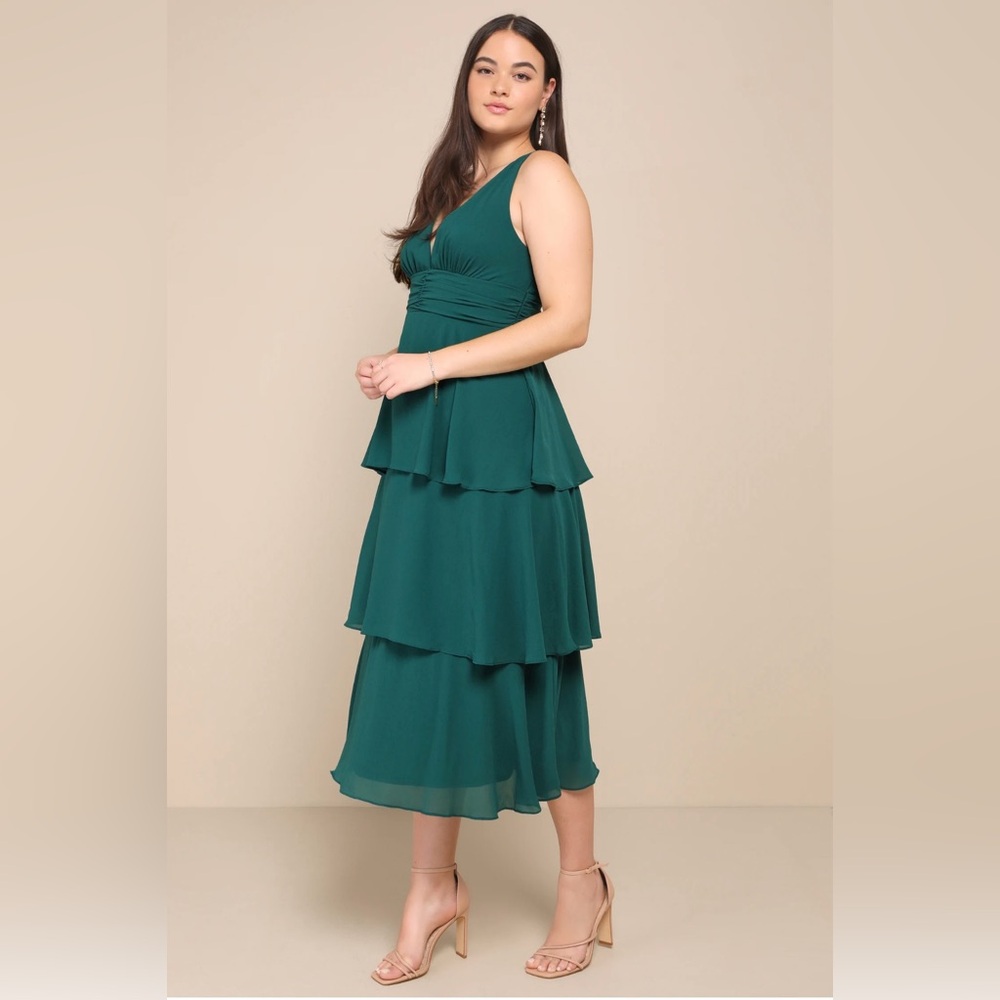 Lulu's Deep Green Tiered Midi Dress